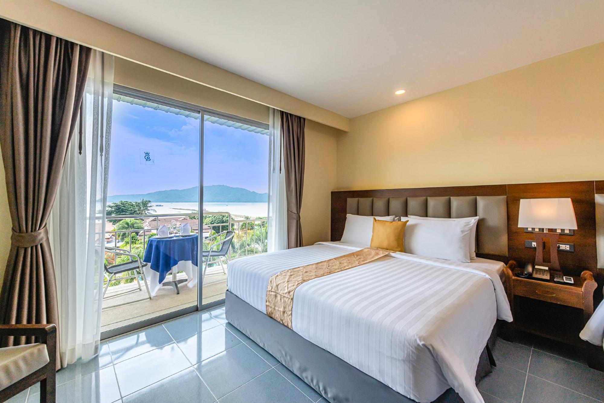 Blue Beach Grand Resort And Spa In Chalong Phuket By Dayuu Ban Saiyuan Eksteriør billede