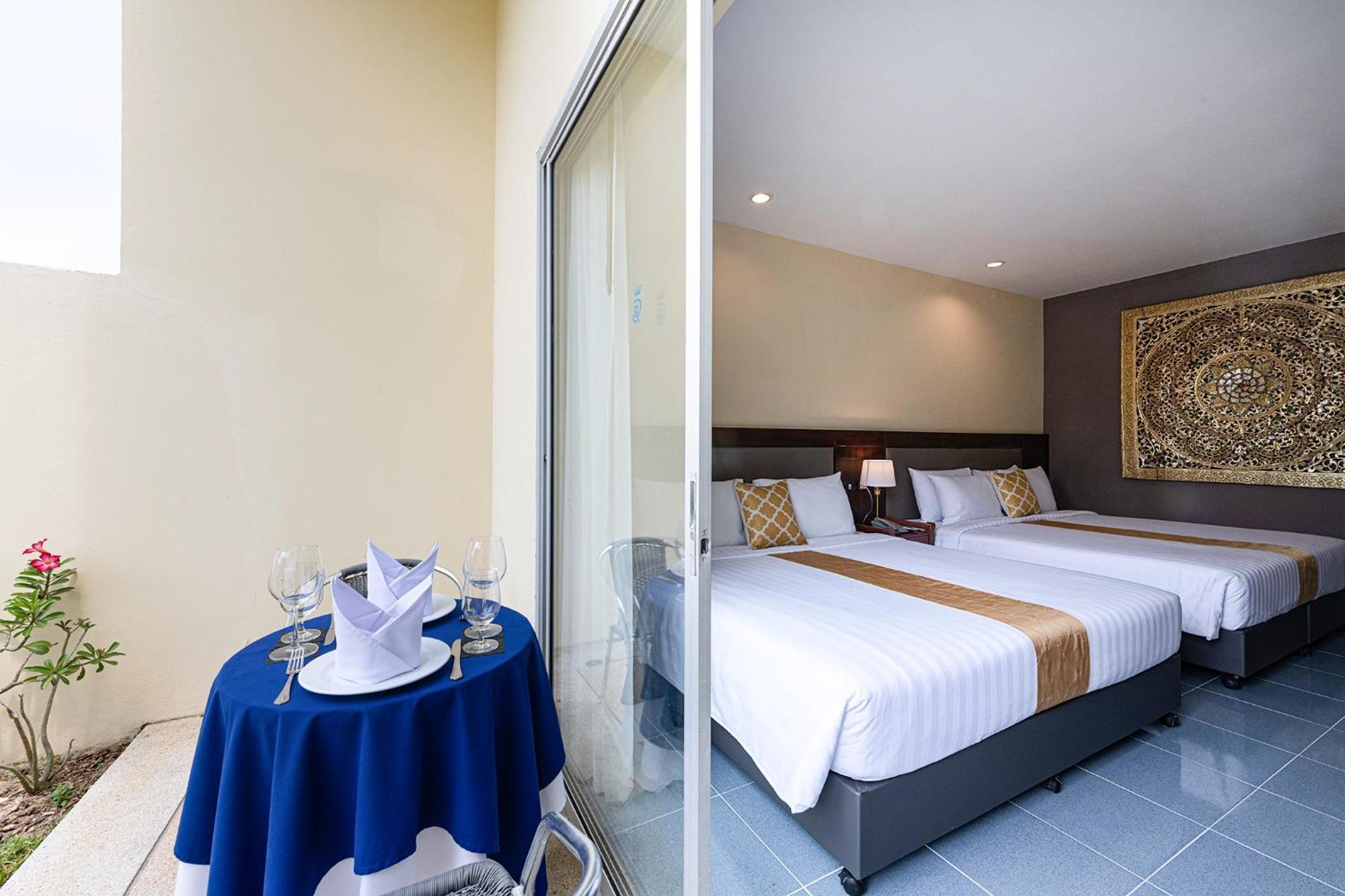 Blue Beach Grand Resort And Spa In Chalong Phuket By Dayuu Ban Saiyuan Eksteriør billede